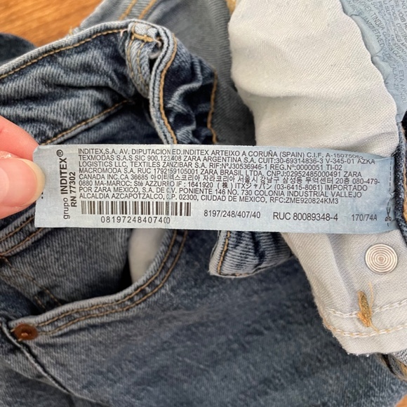 Zara High-Waisted Full Length Straight Leg Jeans - Size 29 (CA 8) - Picture 10 of 10